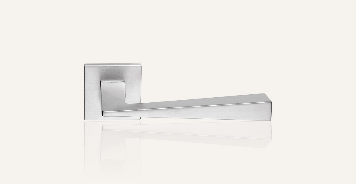 still-conica-zincral-cs-door-handle.jpg