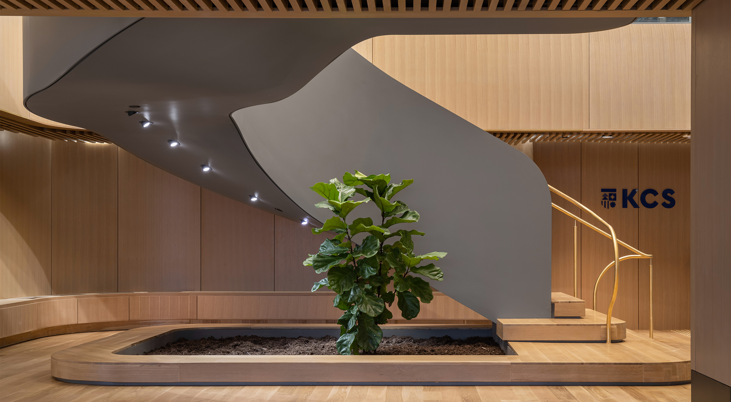 Kingsway College, Ontario