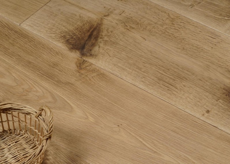 parquet-chene-contrecolle-campagne-use-brosse-vieilli-rives-abimees-teinte-reactive-acklins-20x220-260-300-still_laparqueterienouvelle_2800.jpeg